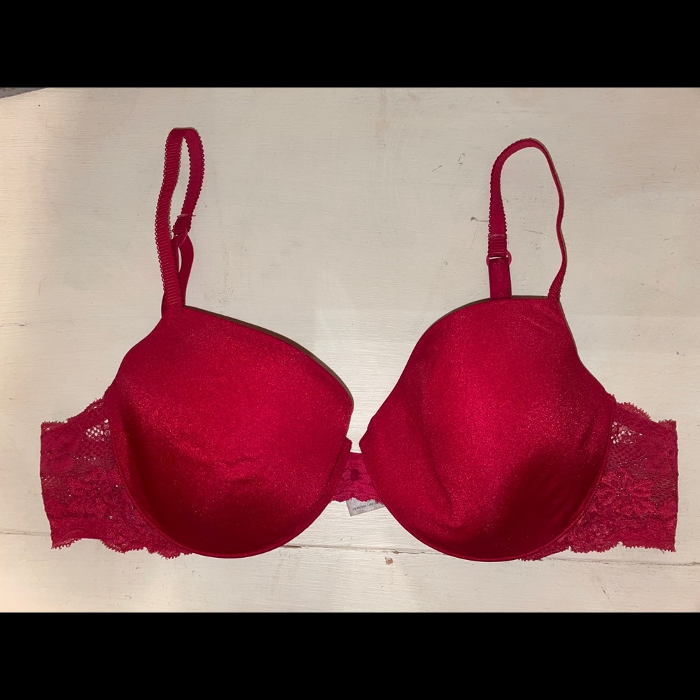 Victoria’s Secret bra